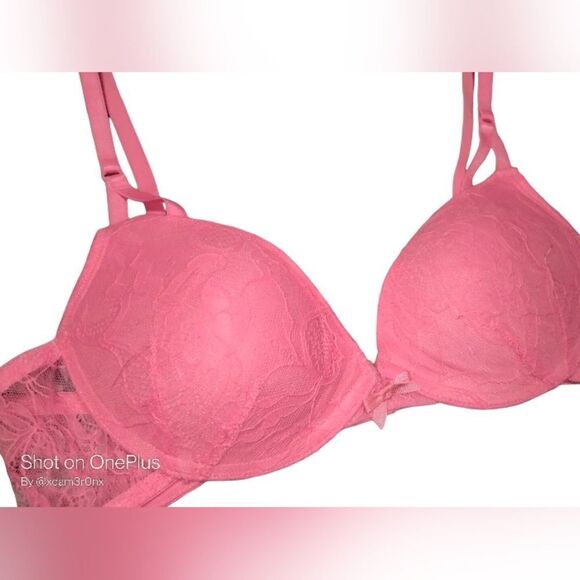 Smart & Sexy Neon Lace Bra - Picture 3 of 4